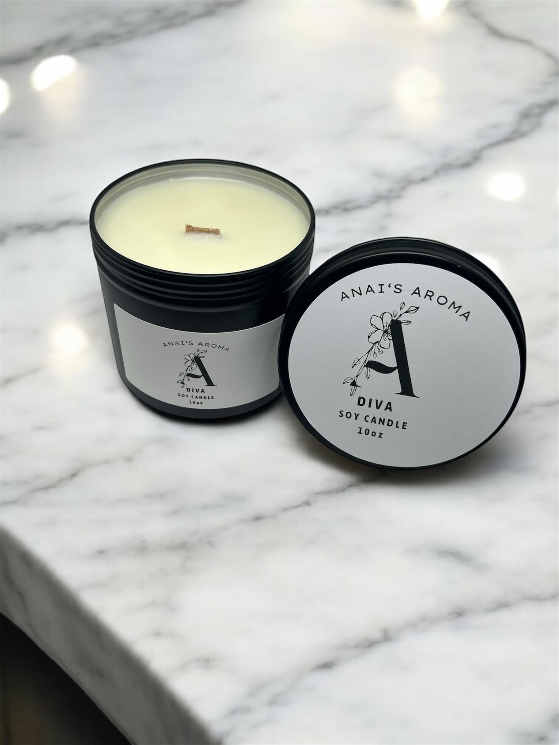 ANAI'S AROMA Diva Scented Candle 10 oz Soy Wax Premium Scent Long Lasting, Odor Eliminating Candle Wood Wick Crackling Wood Candle in Black Metal Tin Jar