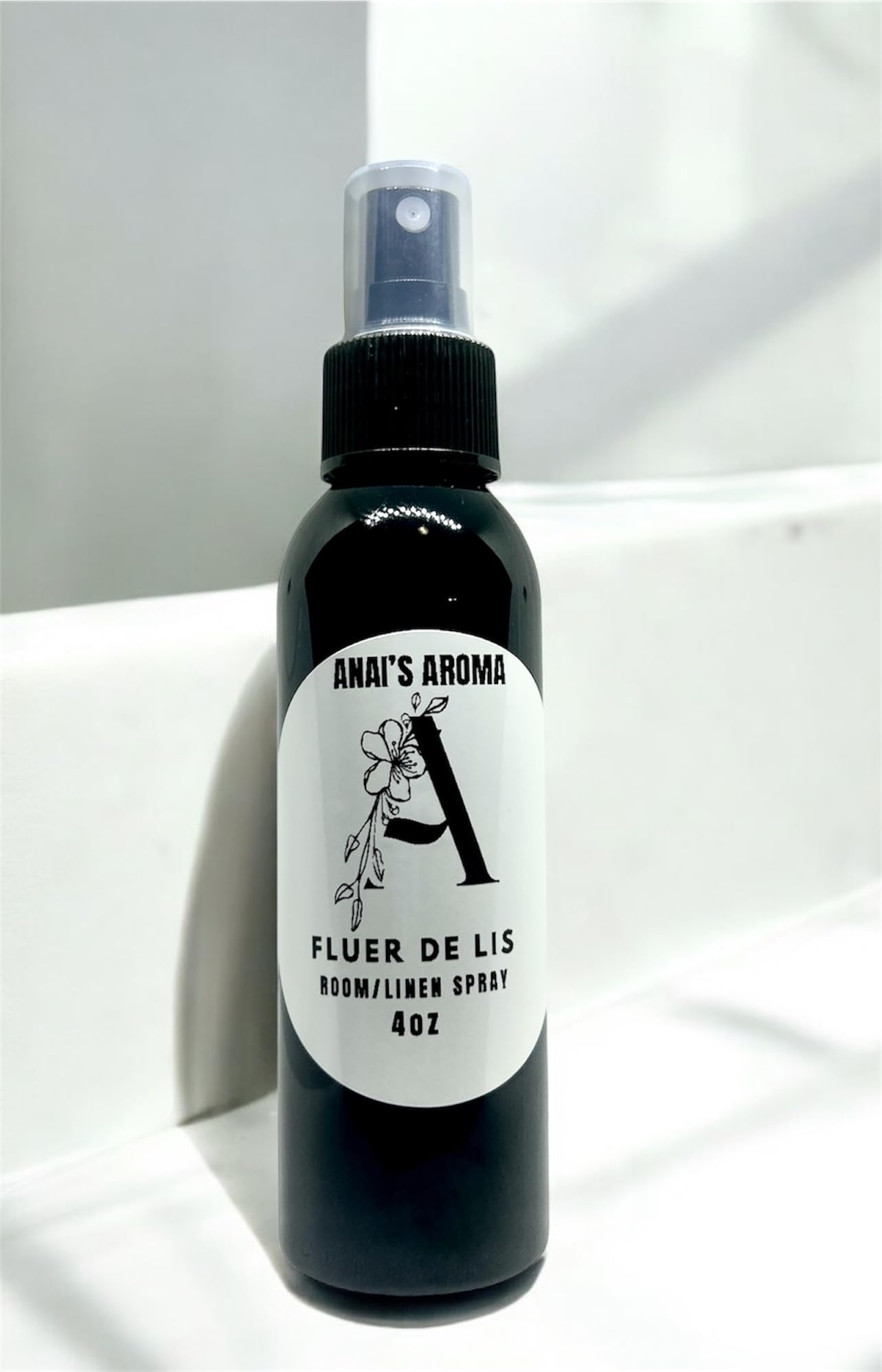 Anai's Aroma Fluer De Lis Room and Linen Spray, 4 oz